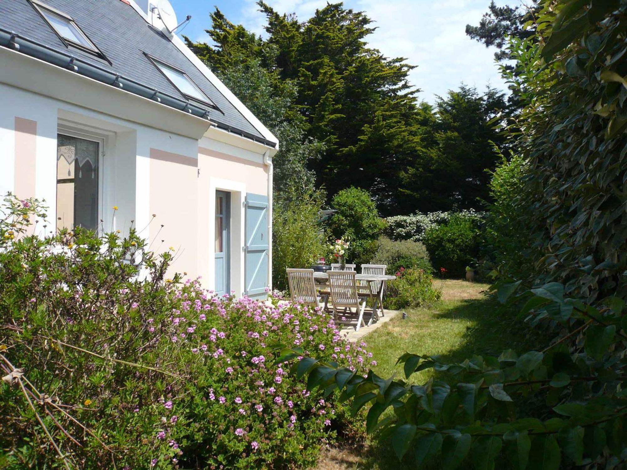 Charmante Maison A Sauzon Avec Grand Jardin, Proche Commerces Et Plage - Fr-1-418-82 Экстерьер фото